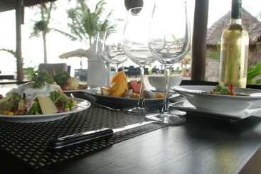 Mary Beach Hotel & Resort