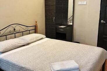 پانسیون Cameronian Inn