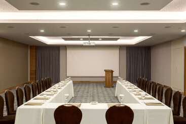 Ramada Hotel & Suites by Wyndham Kusadasi