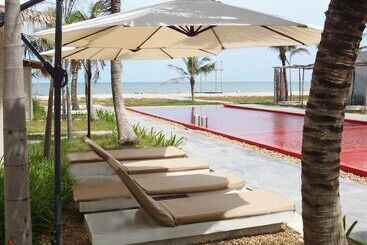 استراحتگاه Red Z The Ocean