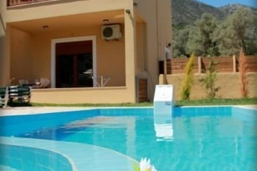 Uphoria Villas
