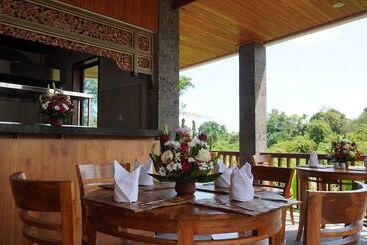 هتل Yanyan Resort Ubud