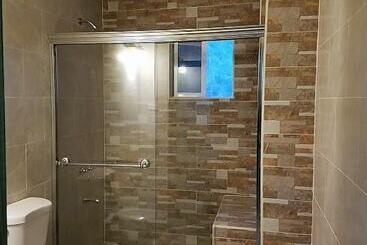استراحتگاه Starlight Chalet