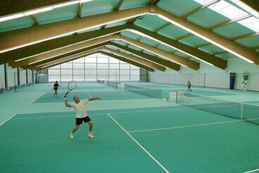 Sporthotel Neuruppin Apartmenthaus Mit Ferienwohnungen