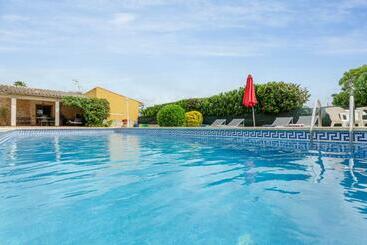 Yourhouse Sa Sini Villa - Buger