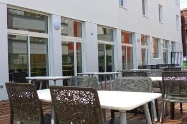 هتل B&b Home Paris Mairie De Saint Ouen
