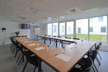 هتل B&b Home Paris Mairie De Saint Ouen