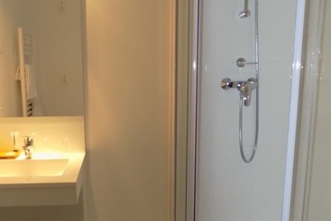 هتل B&b Home Paris Mairie De Saint Ouen
