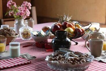 تختخواب و صبحانه Les Chambres De Pontfol   Chambres D Hôtes   Guest House