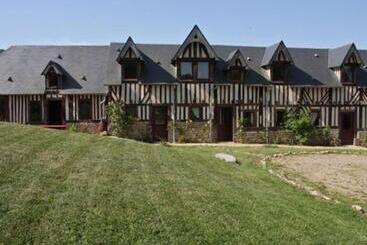 تختخواب و صبحانه Les Chambres De Pontfol   Chambres D Hôtes   Guest House