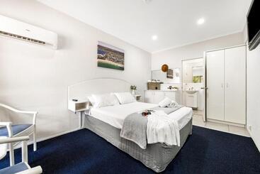 Central Motel Mooloolaba