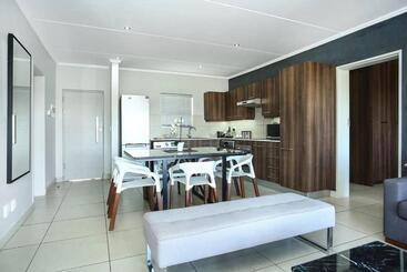 Epic Lifestyle Apartment Sandton