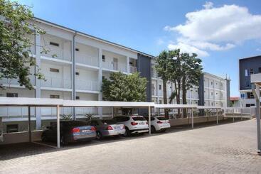 Epic Lifestyle Apartment Sandton