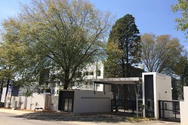 Epic Lifestyle Apartment Sandton