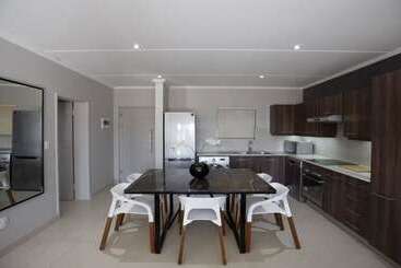 Epic Lifestyle Apartment Sandton