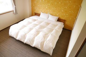 هتل K S House Hokkaido  Asahidake Onsen Hostel