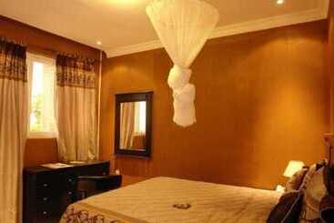 هتل Kwetu Residence Inn