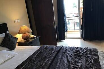 هتل Kwetu Residence Inn