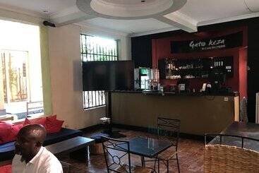 هتل Kwetu Residence Inn