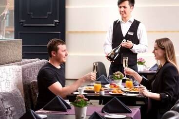 هتل Mercure Moscow Paveletskaya