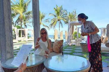 هتل The Royal Purnama Adults Only