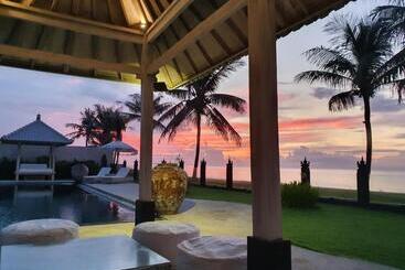 هتل The Royal Purnama   Adults Only