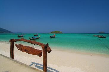 Lipe Power Beach Resort