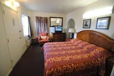 مُتل Lee High Inn