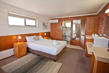 مُتل Southern Ocean Motor Inn