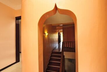 Rayan Tourist Villa