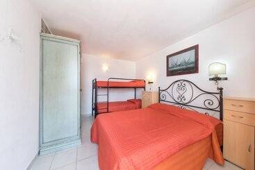 Residence Gardasee Apartments With Lake View