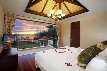 استراحتگاه Ataman Luxury Villas