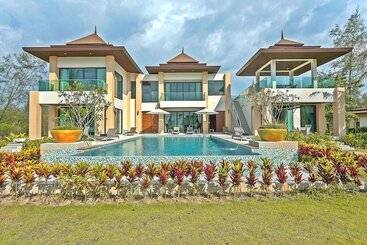 استراحتگاه Ataman Luxury Villas