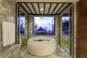 استراحتگاه Ataman Luxury Villas