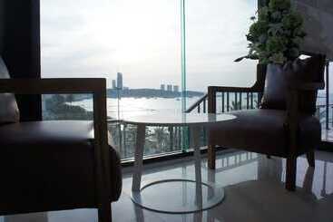 Serenotel Pattaya