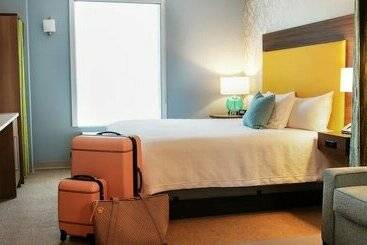 هتل Home2 Suites By Hilton Kingsland