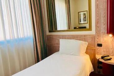 Ih Hotels Milano St. John