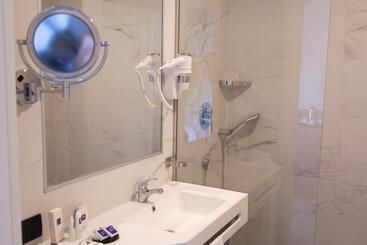 Ih Hotels Milano St. John