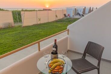 هتل Viva Tourismo Resort Naturist Club