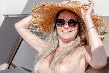 هتل Viva Tourismo Resort Naturist Club