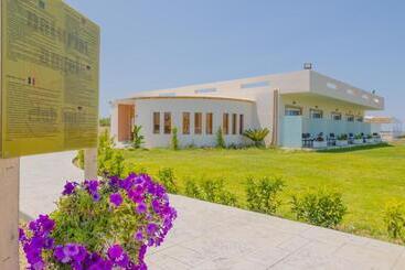 هتل Viva Tourismo Resort Naturist Club