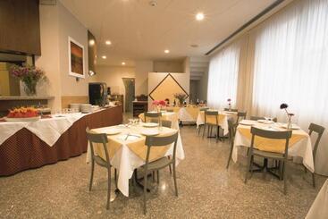 Ih Hotels Milano St. John