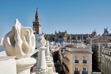 هتل Mercer Plaza Sevilla 5 Gl