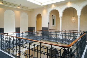 هتل Mercer Plaza Sevilla 5 Gl