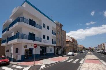پانسیون Riva Eco Guest House Los Abrigos
