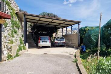 اقامتگاه Trekking Lovers House Scala With Ravello Sea Views