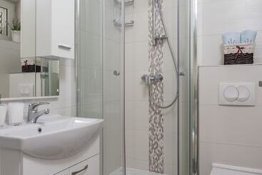 هاستل Rooms Tupina By Paulina