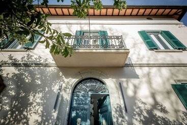 Palazzo Dasso Bed & Breakfast