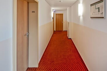هتل Academy Lodge Boardinghouse