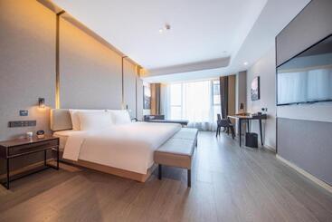 Atour Hotel Dongguan Fenggang